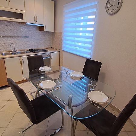 Apartman Biserka Pitve Ngoại thất bức ảnh